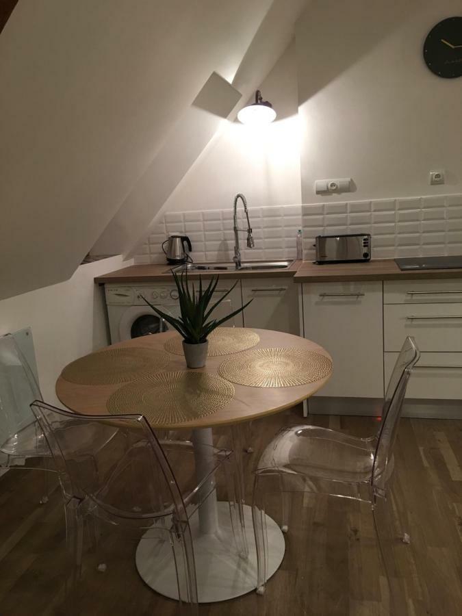 Le 17 Apartment Родез Екстериор снимка