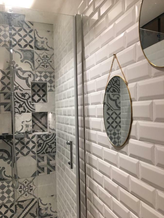 Le 17 Apartment Родез Екстериор снимка